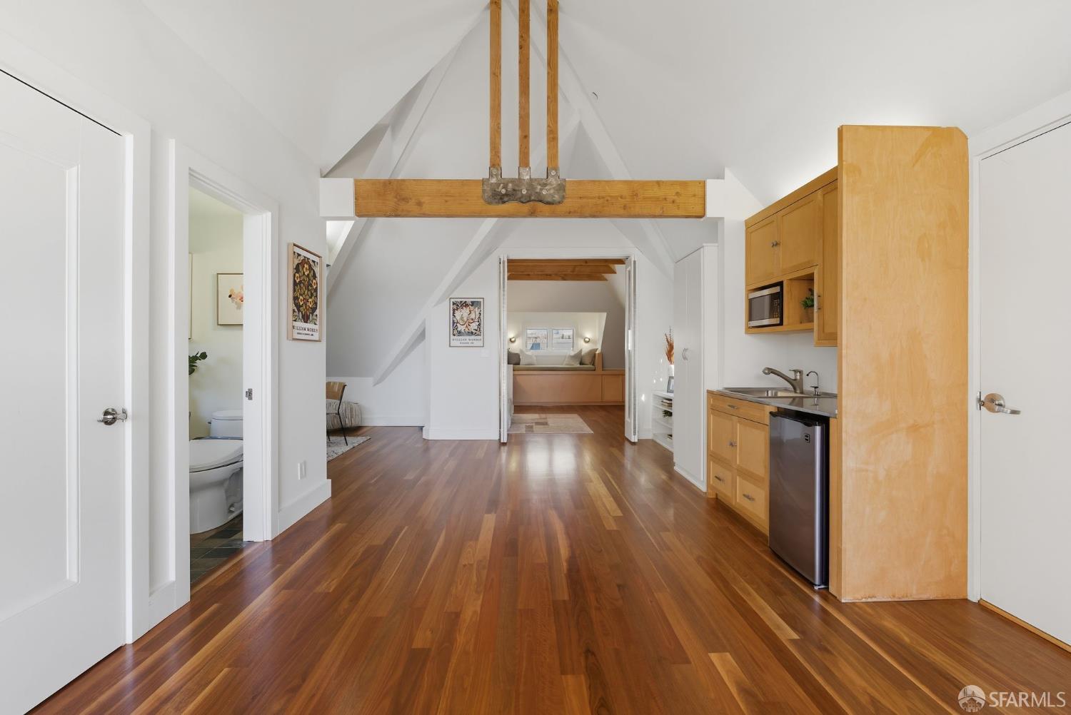 2121 Divisadero Street, San Francisco