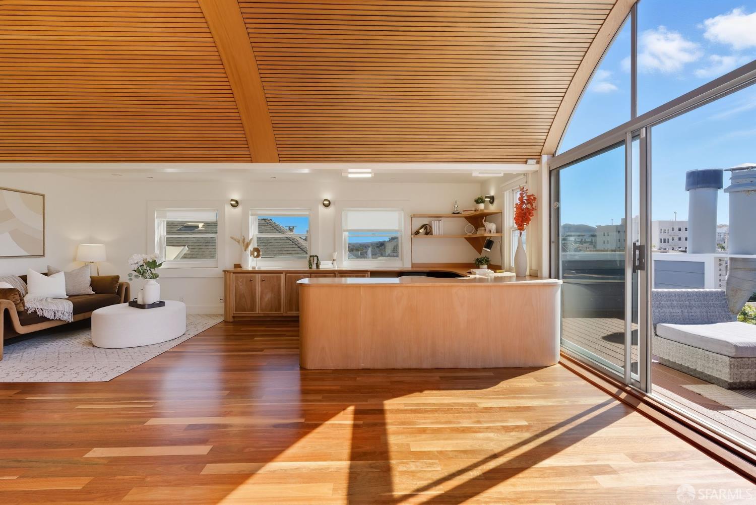 2121 Divisadero Street, San Francisco