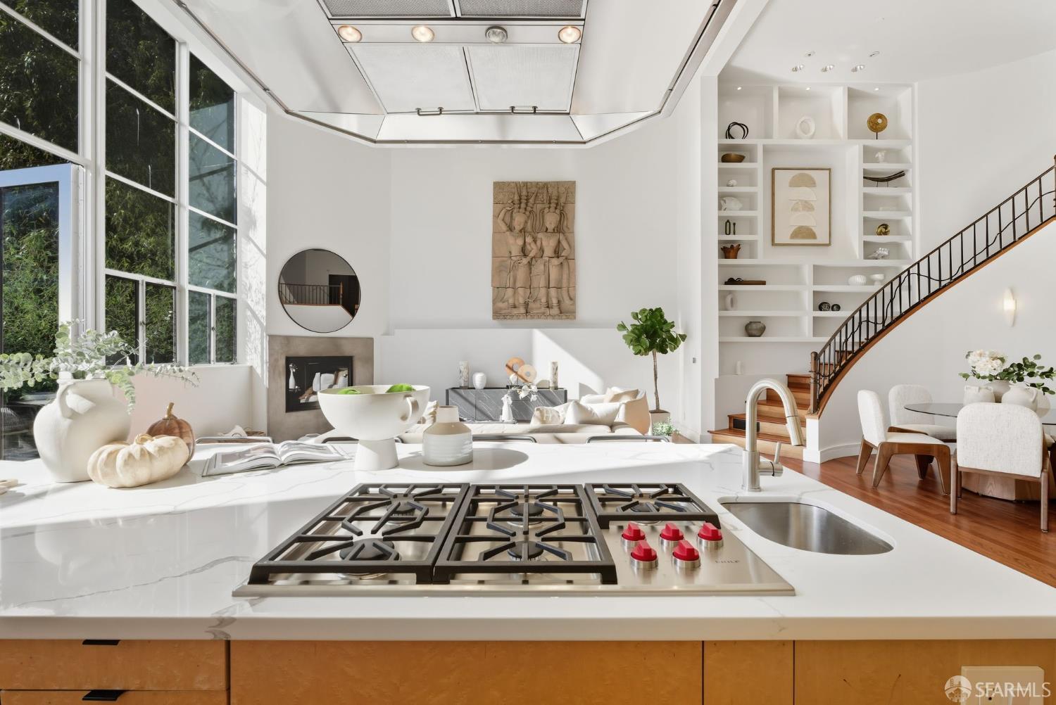 2121 Divisadero Street, San Francisco