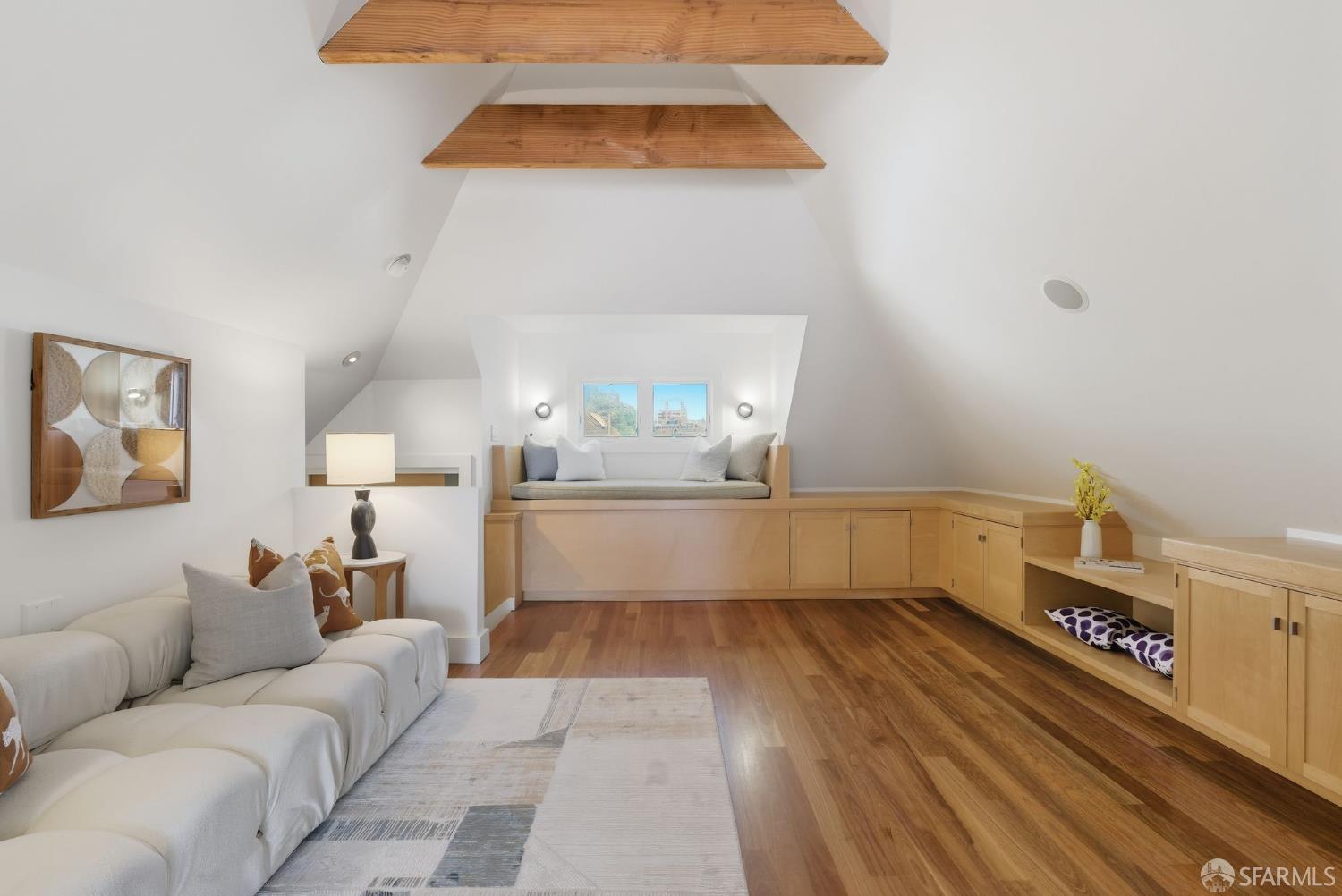 2121 Divisadero Street, San Francisco