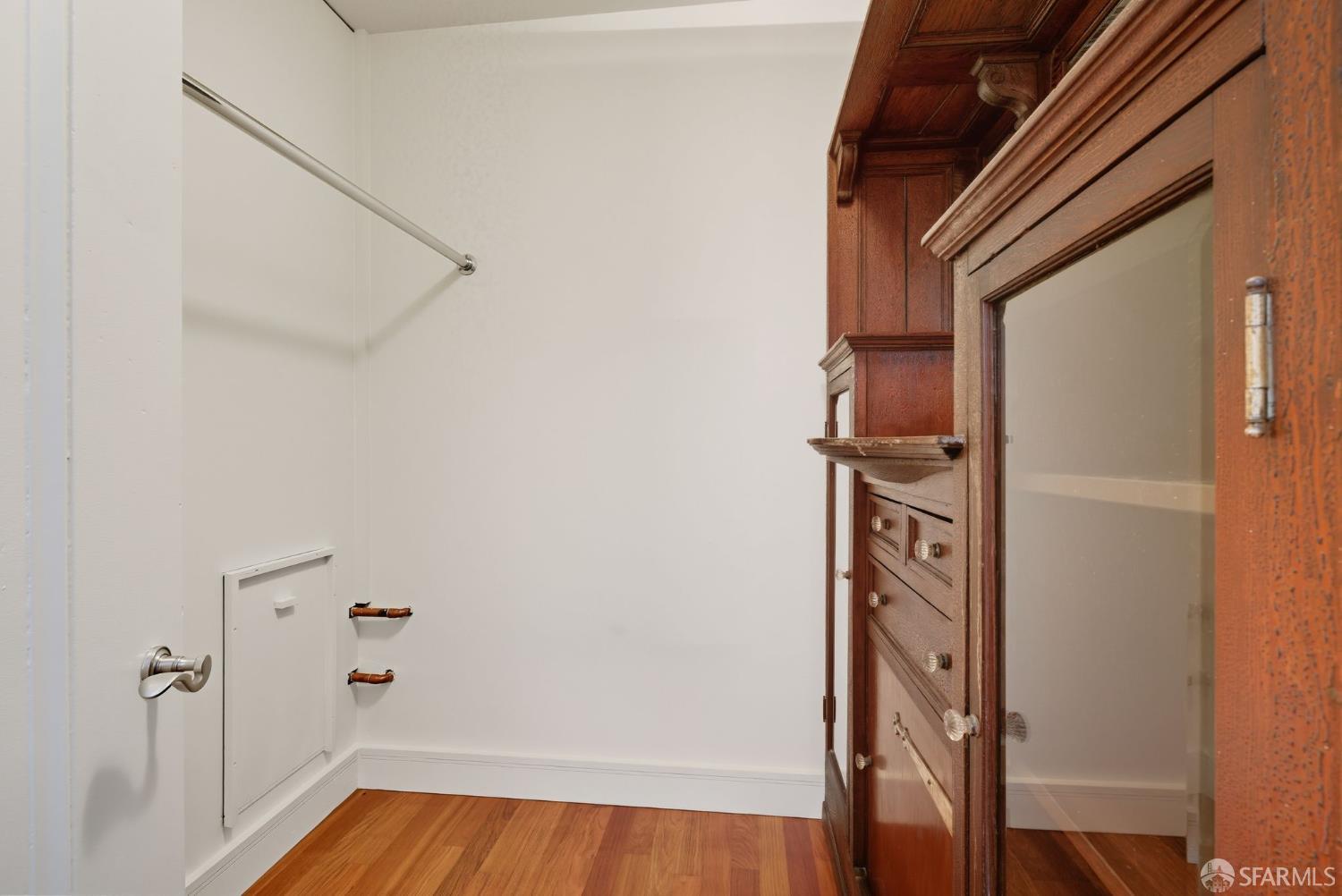 2121 Divisadero Street, San Francisco