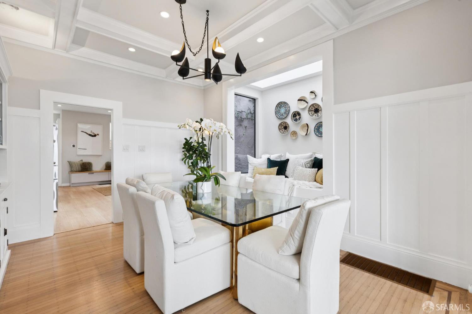 4335 Cesar Chavez Street