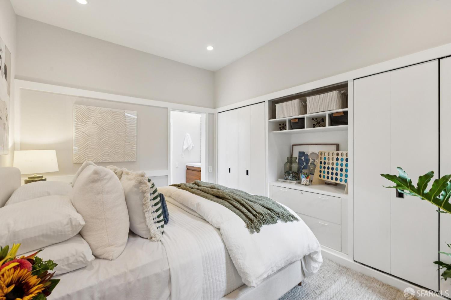 4335 Cesar Chavez Street