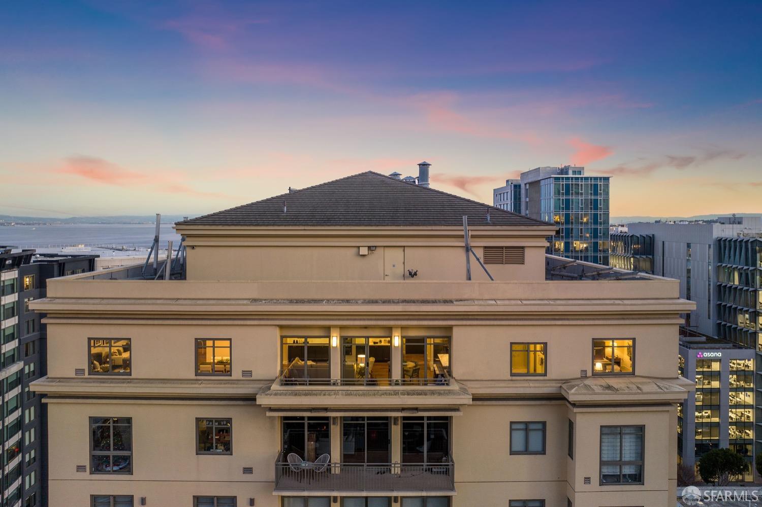 246 2nd Street # 1701