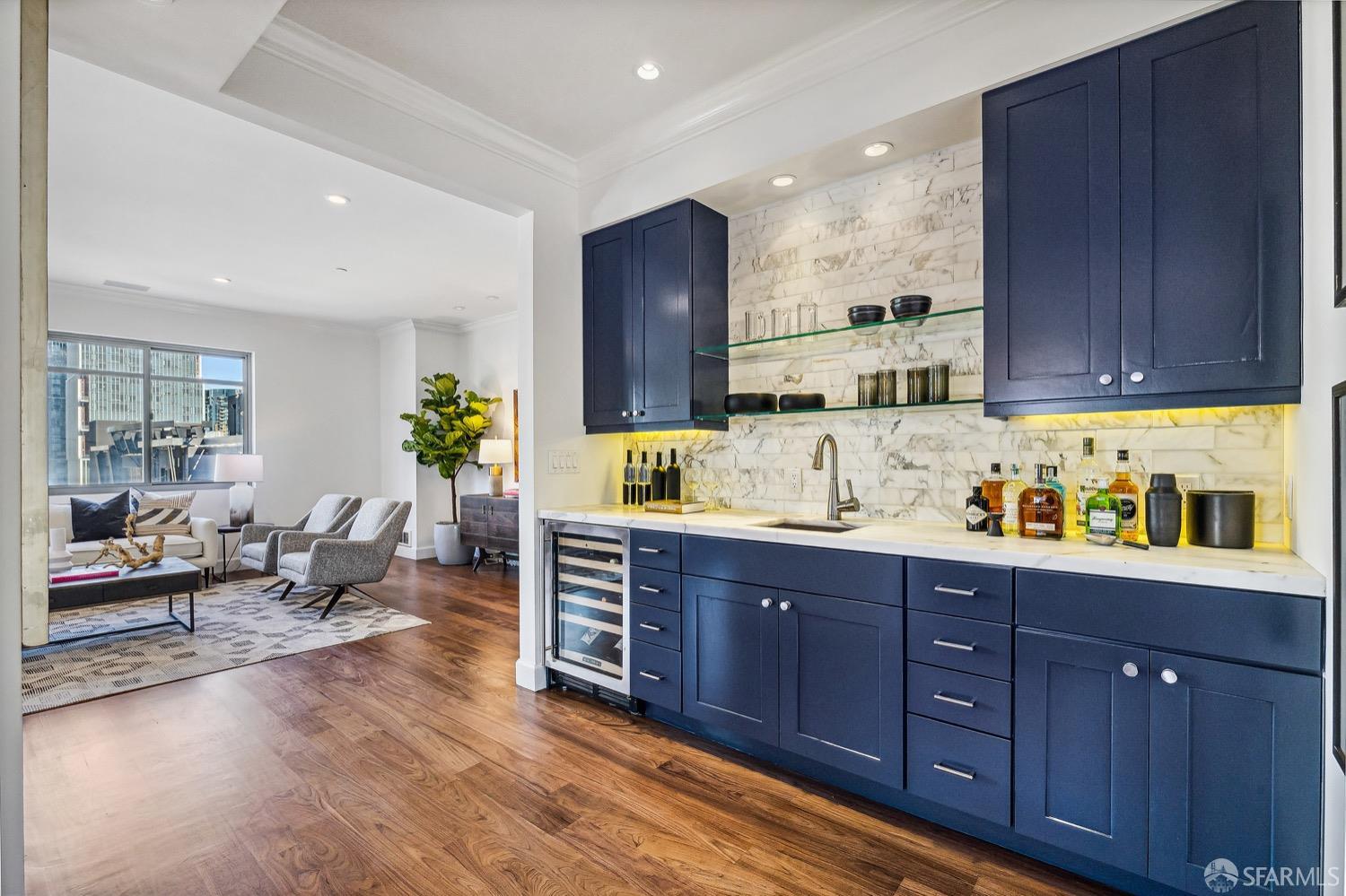 246 2nd Street # 1701