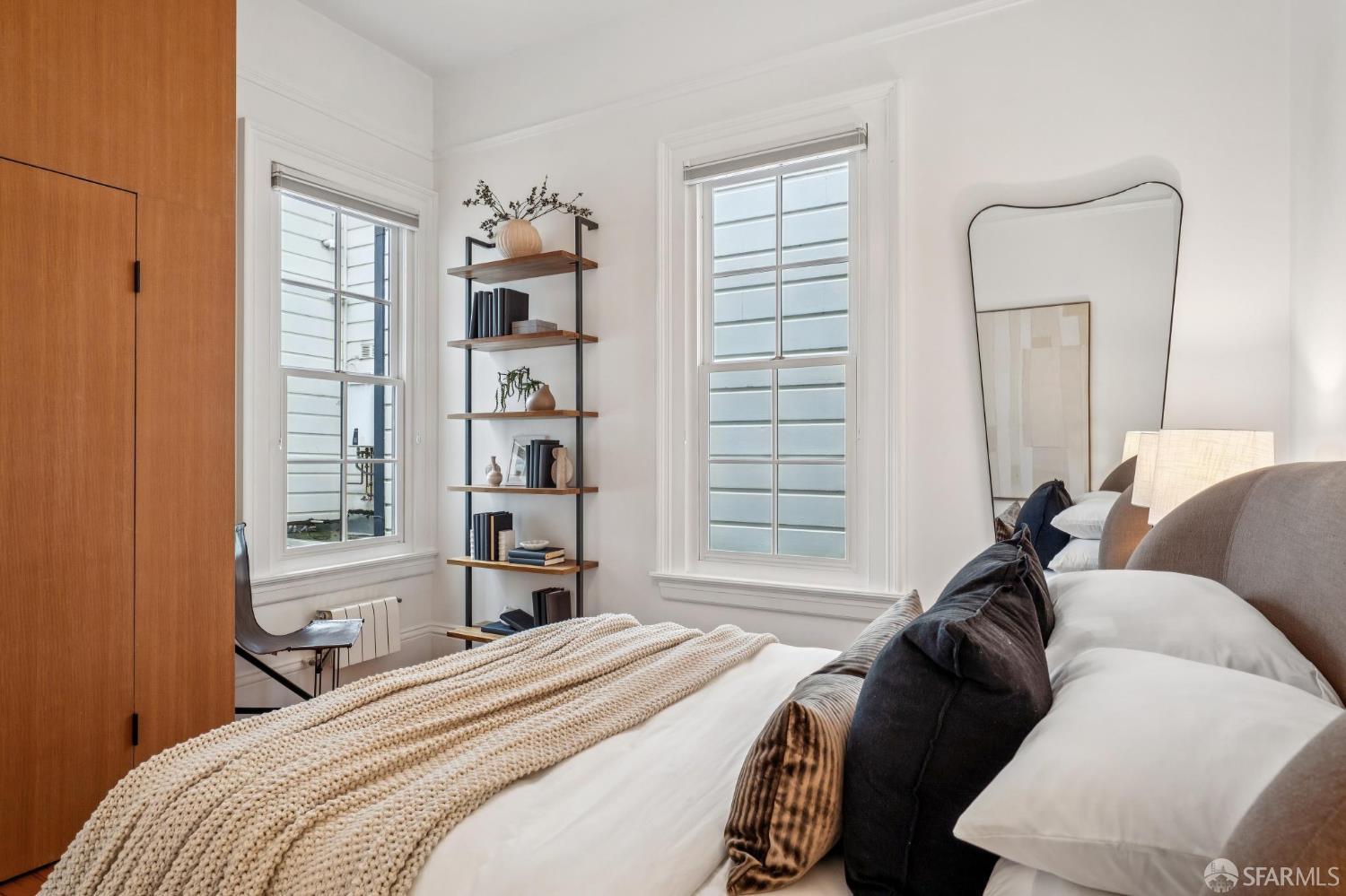 1321 S Van Ness Avenue