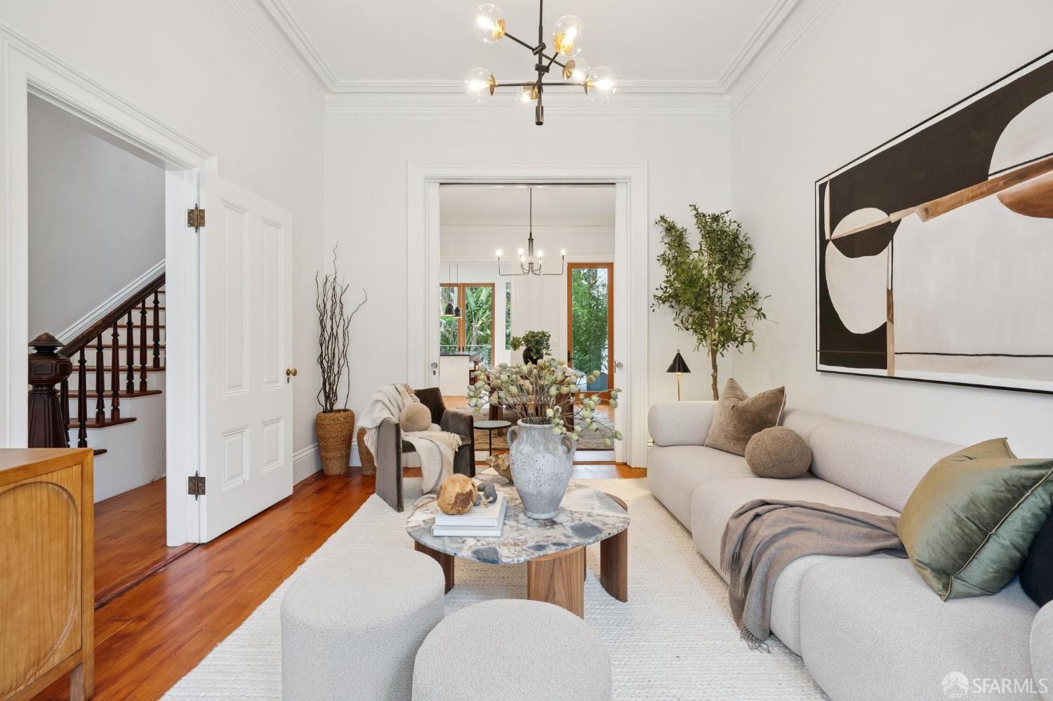 1321 S Van Ness Avenue