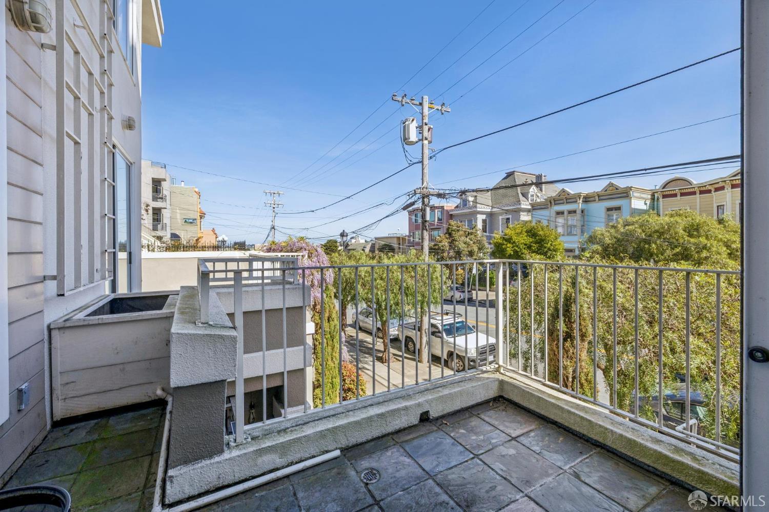 117 Divisadero Street