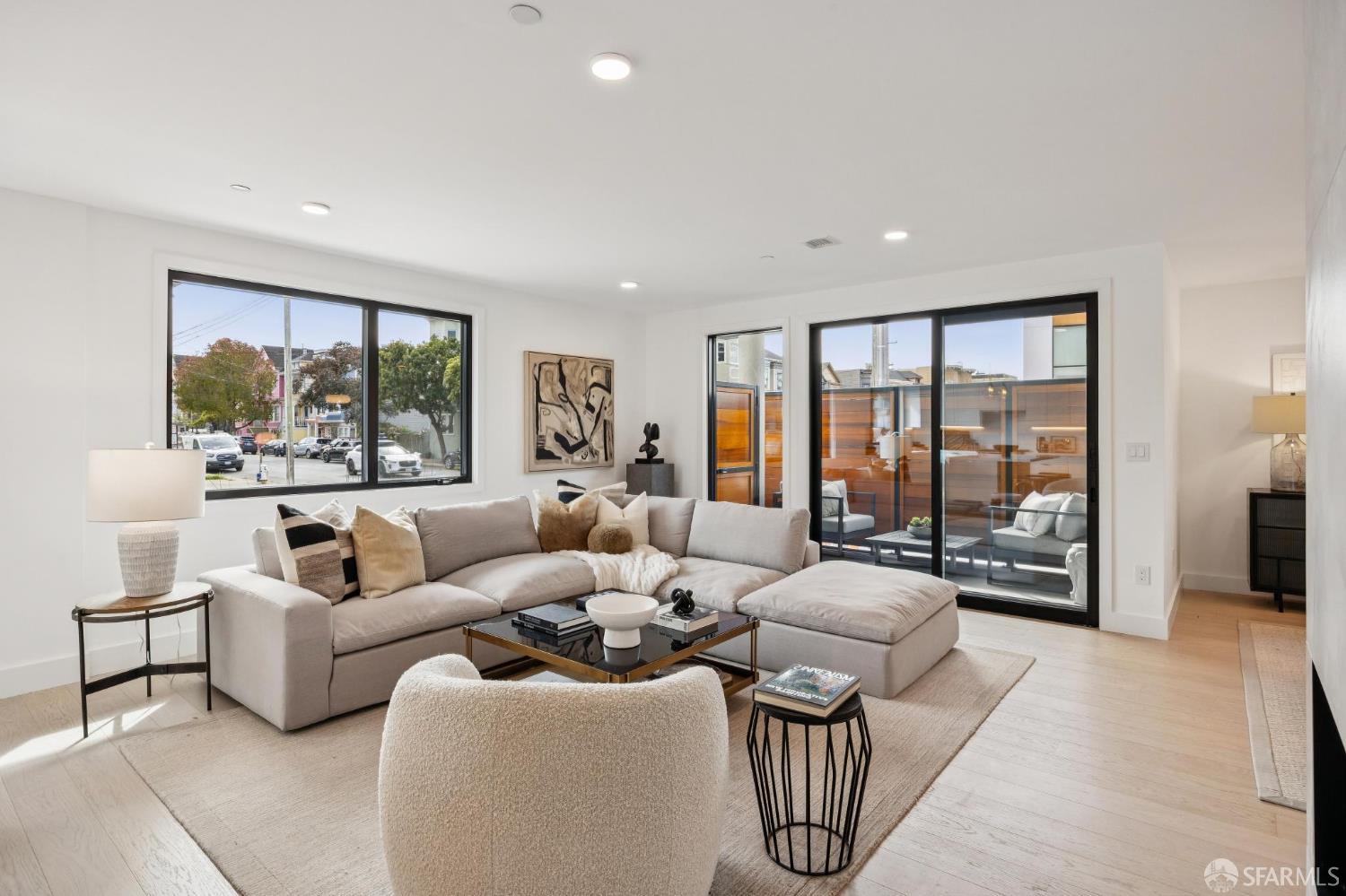 4135 California Street # 1