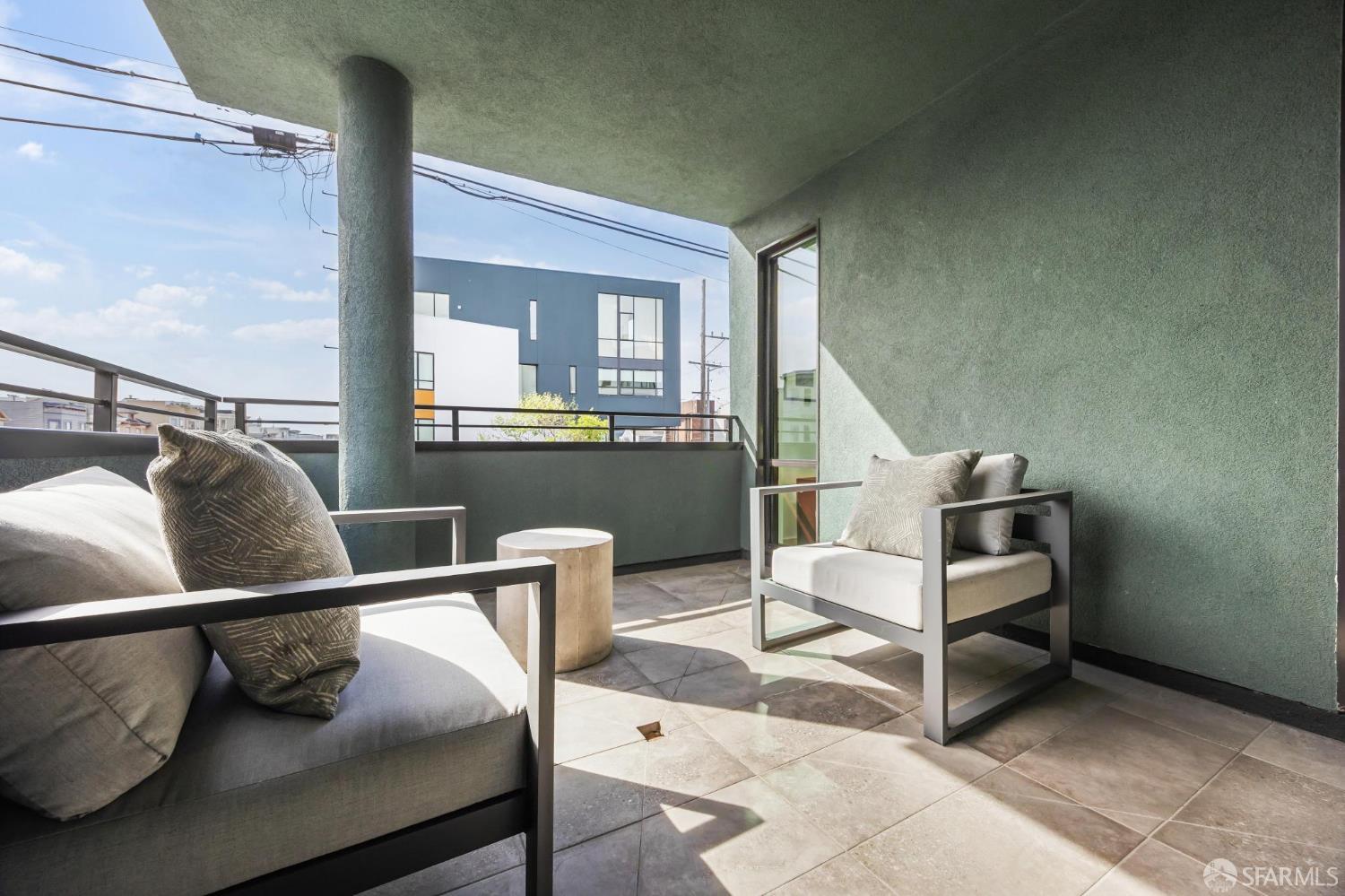 4135 California Street # 1