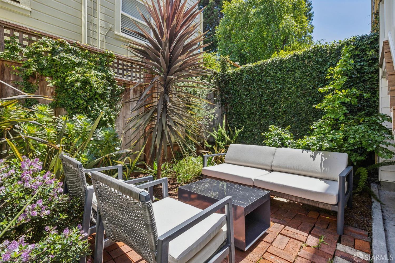 609 Castro Street # B