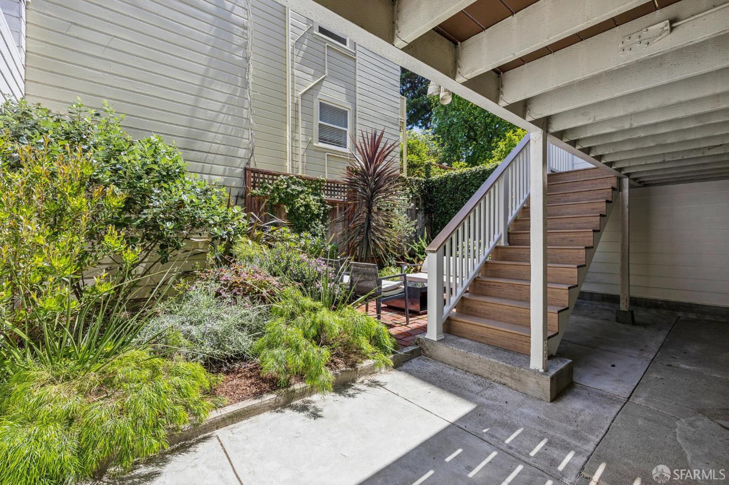609 Castro Street # B