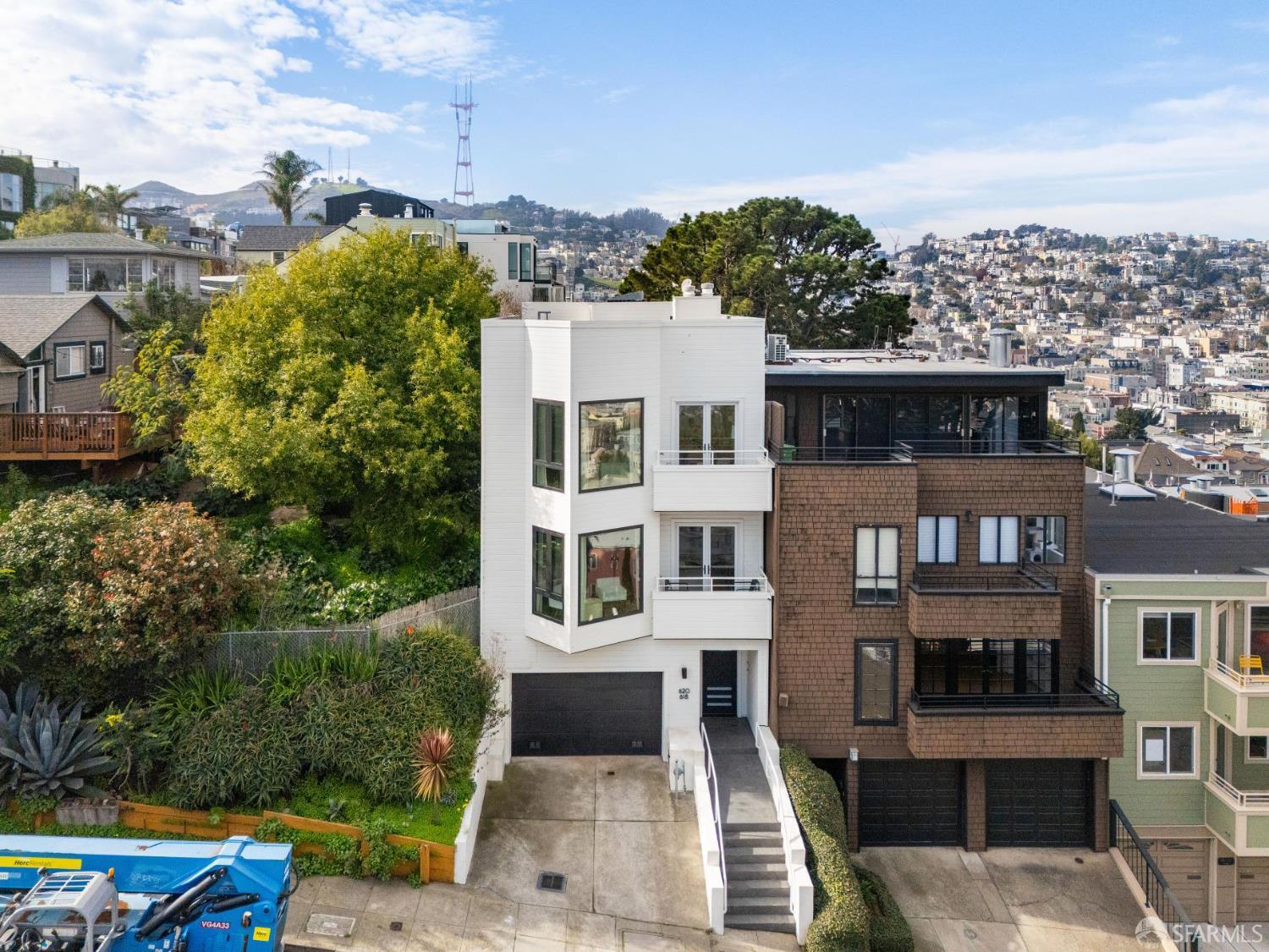 618 Sanchez Street