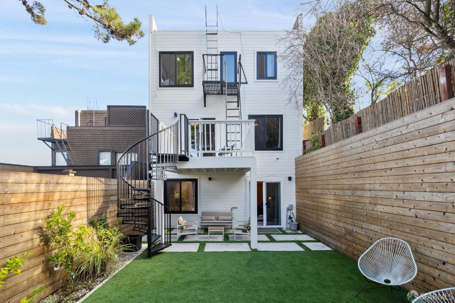 618 Sanchez Street