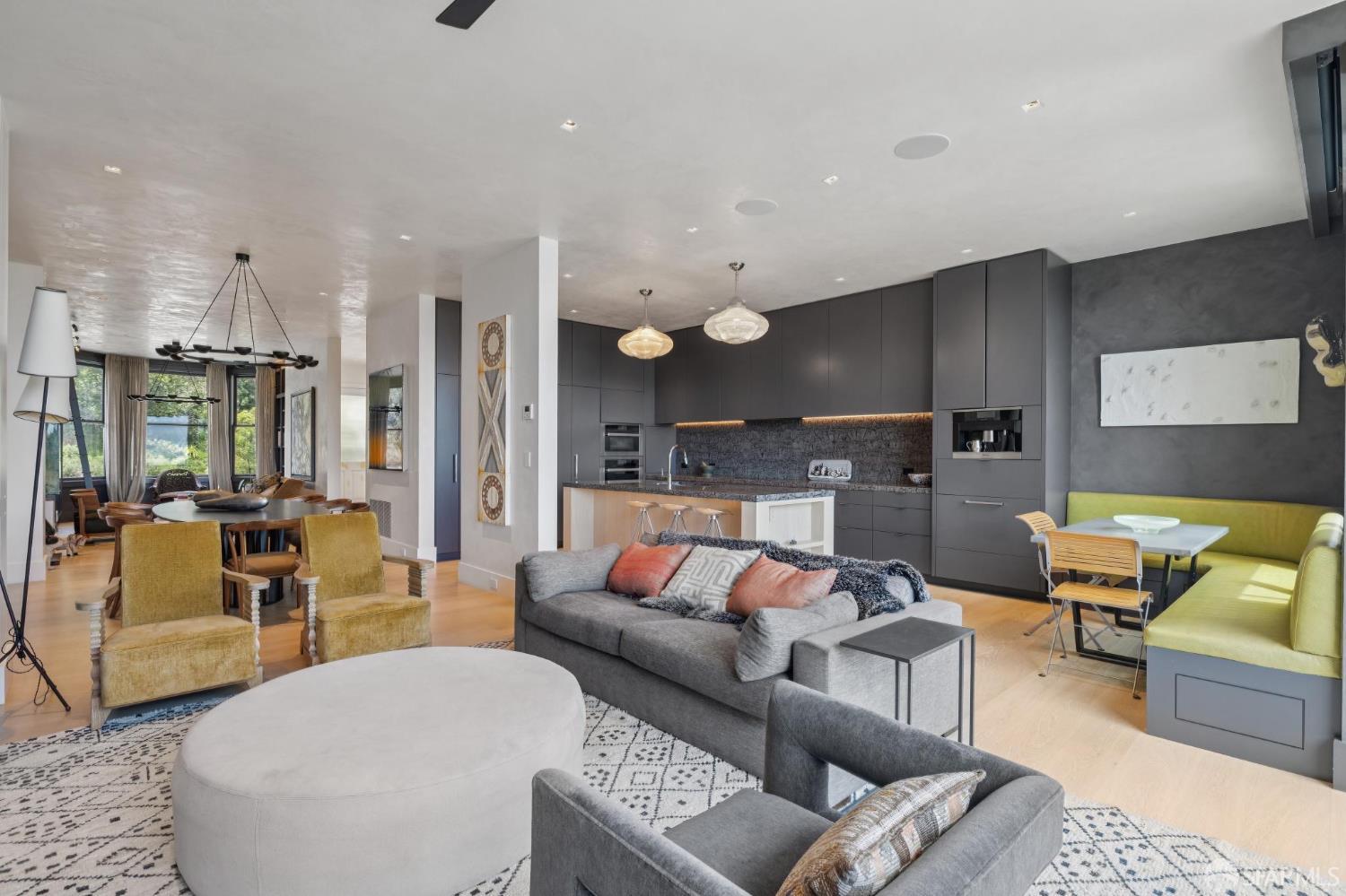 447 Buena Vista Avenue