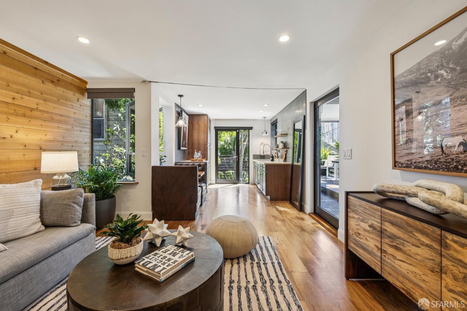 143 Collingwood Street