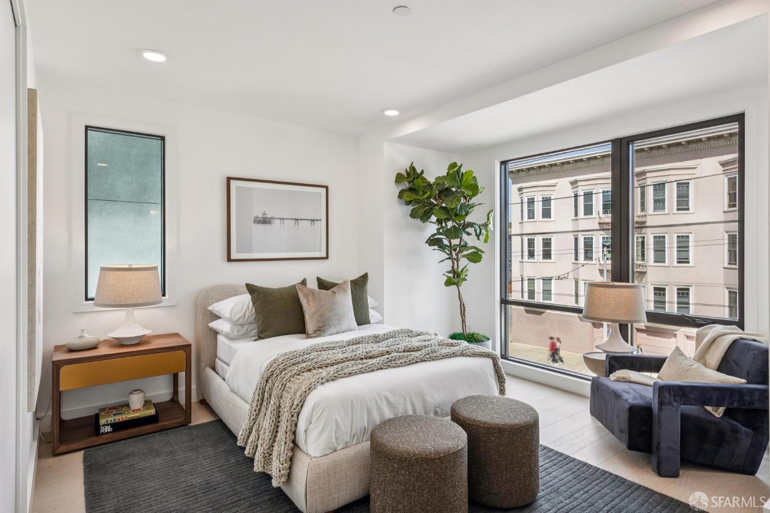 4135 California Street # 6
