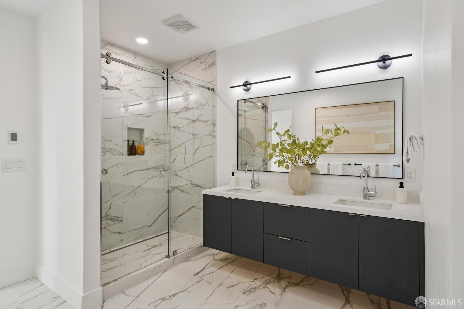 4135 California Street # 6