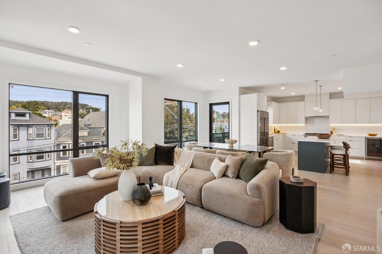 4135 California Street # 6