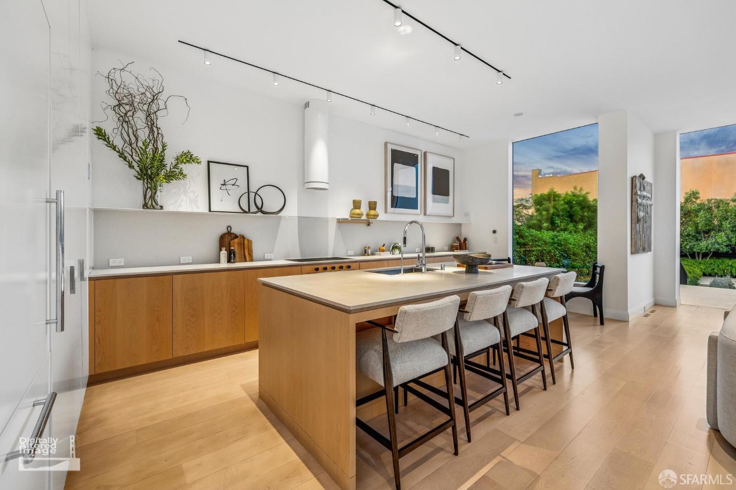 877 Treat Avenue