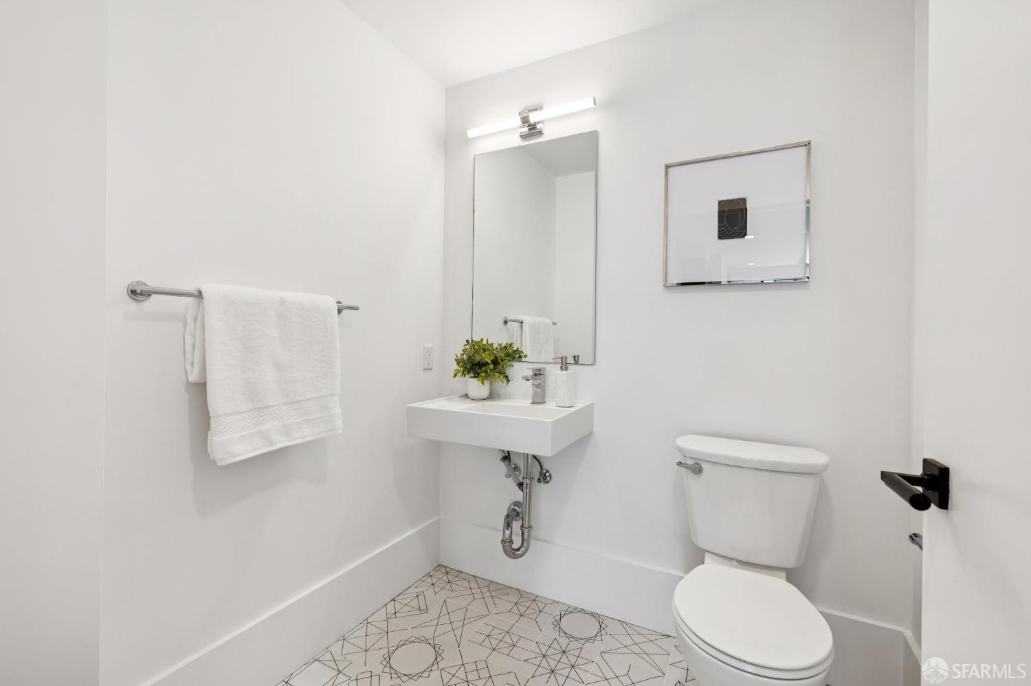 1288 Howard Street # 330