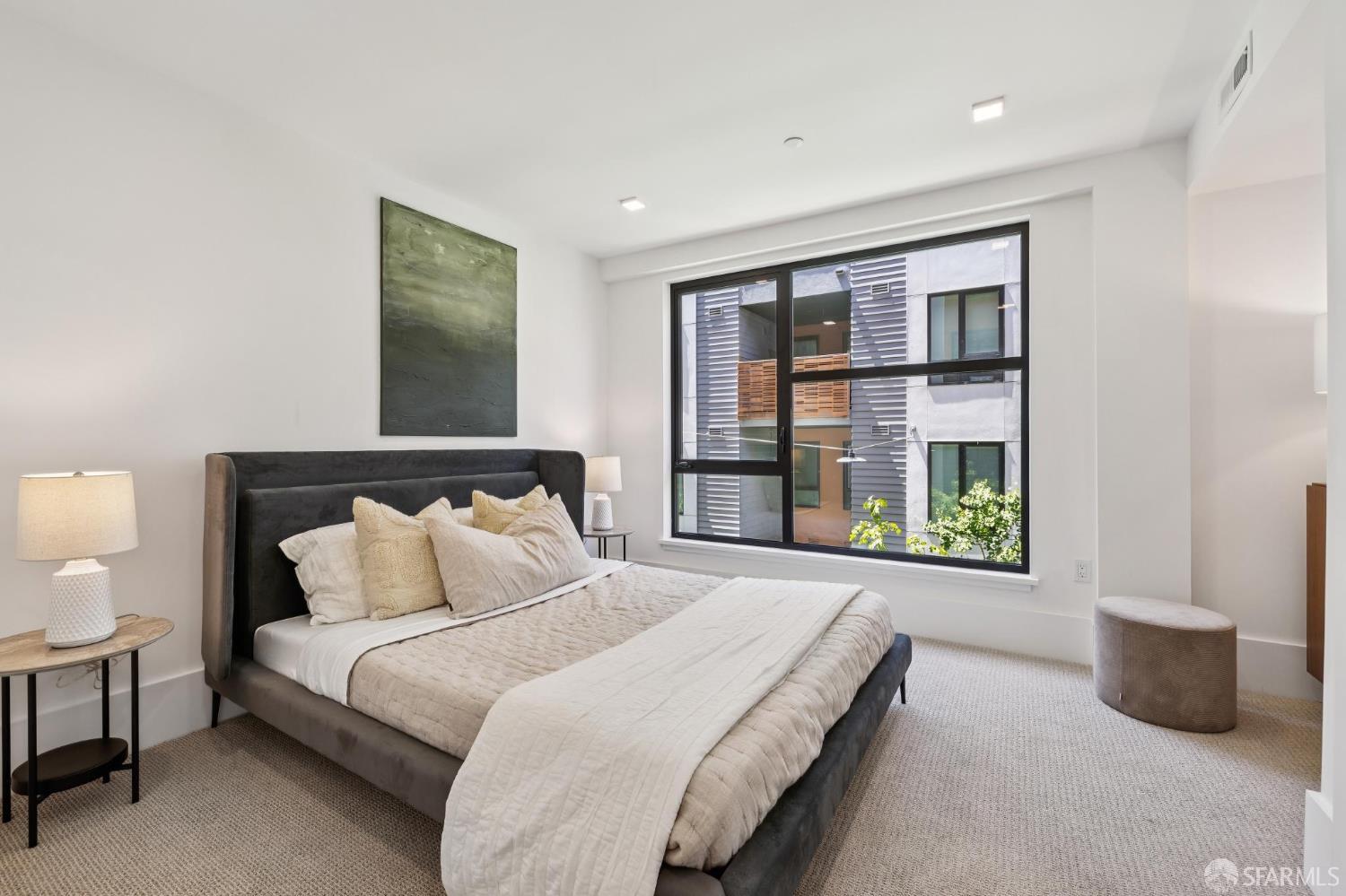 1288 Howard Street # 330