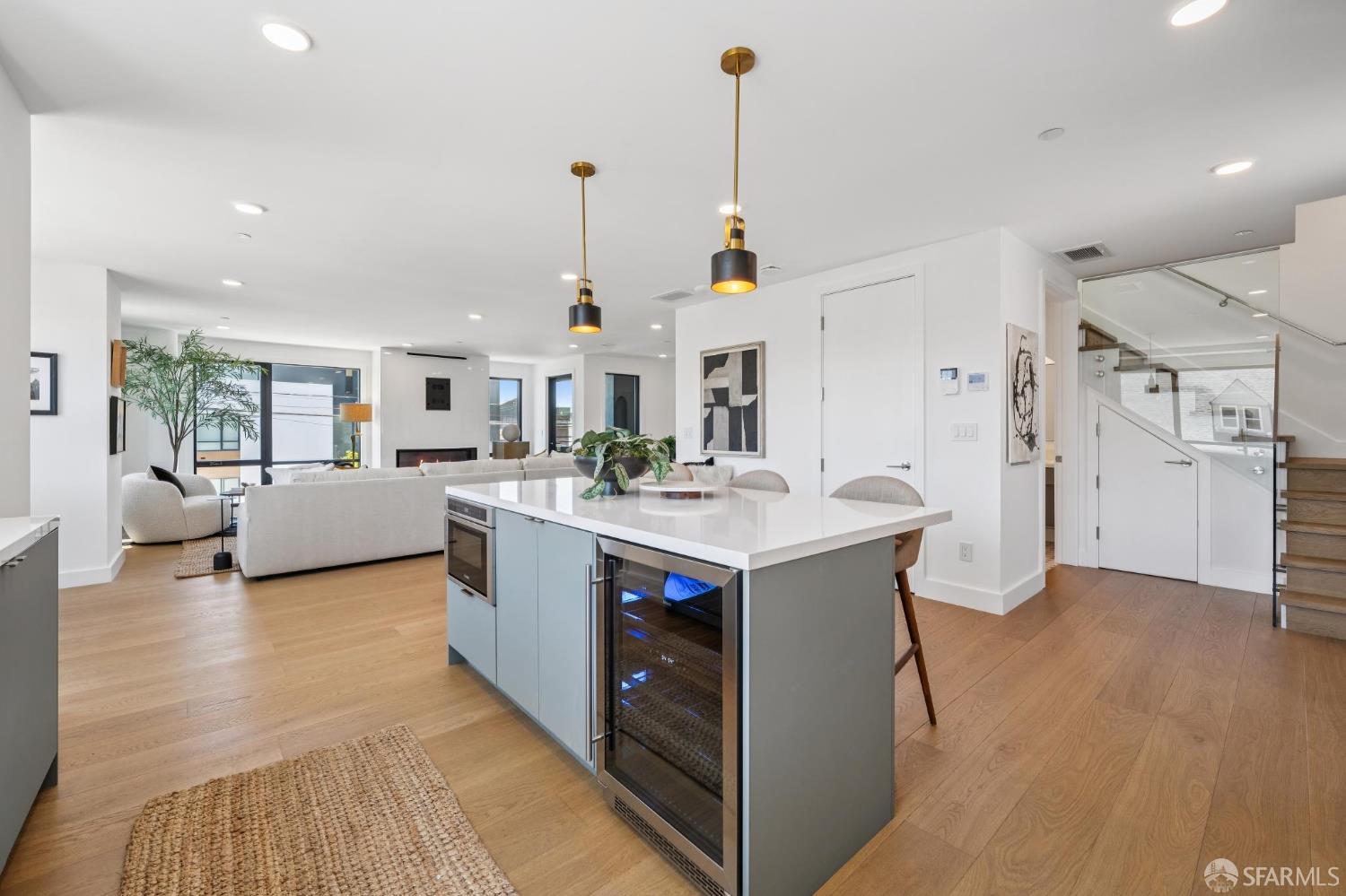4135 California Street # 4