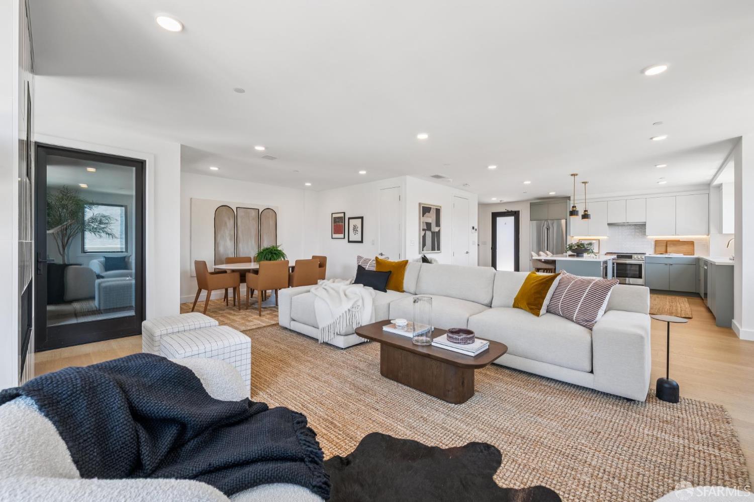 4135 California Street # 4
