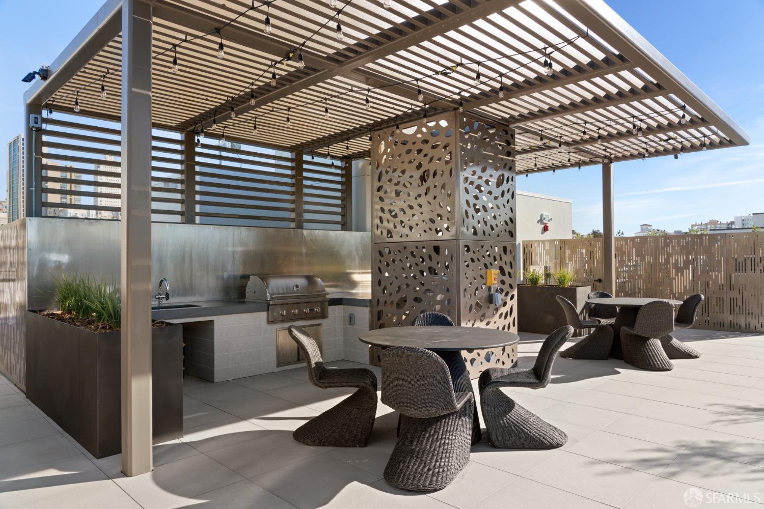 2525 Van Ness Avenue # 602