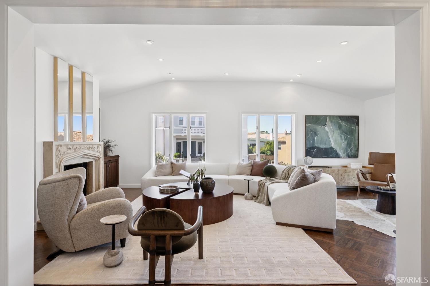 22 25th Avenue