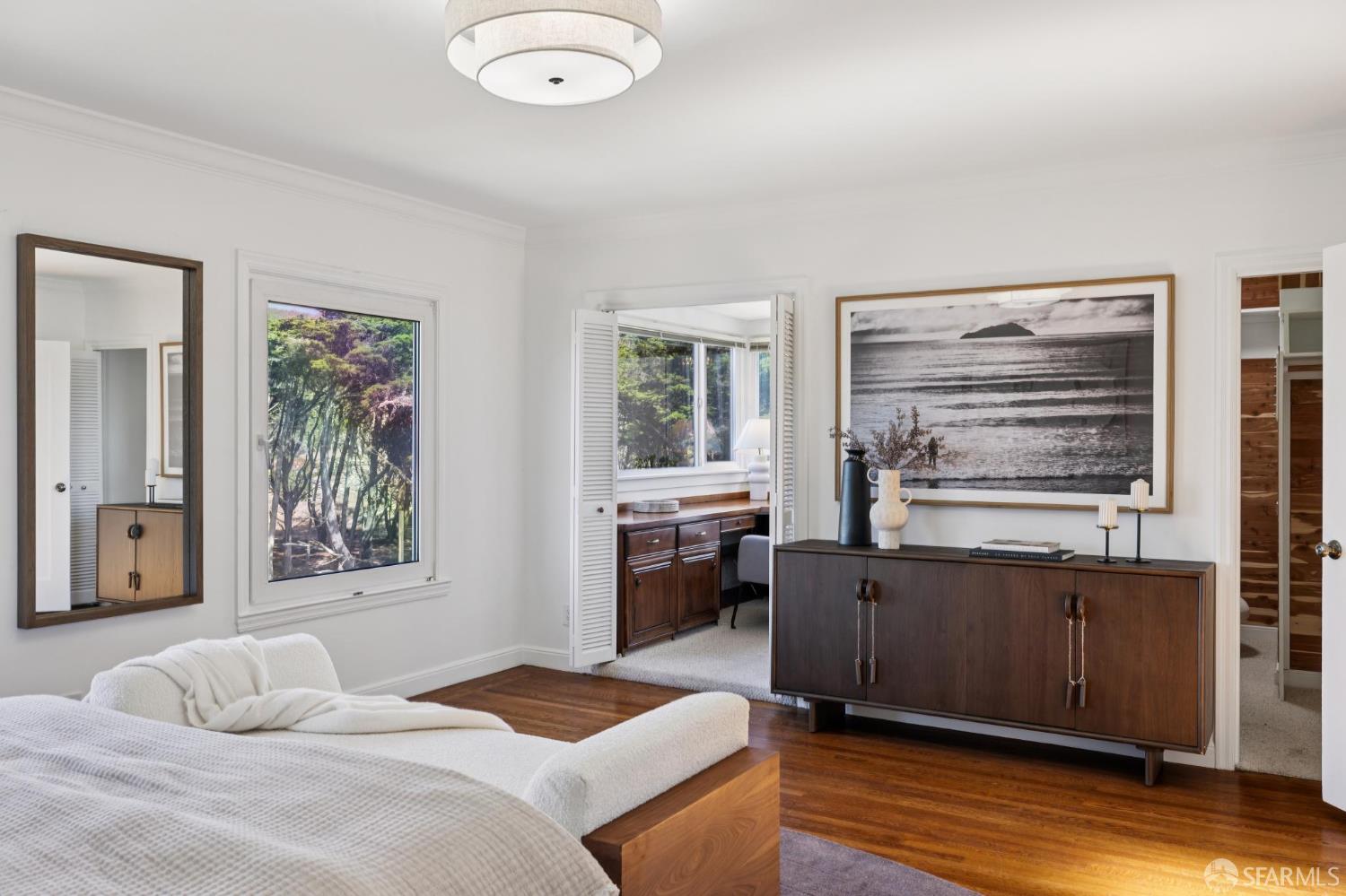 22 25th Avenue