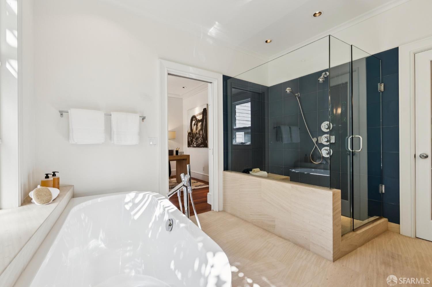 659 Greenwich Street