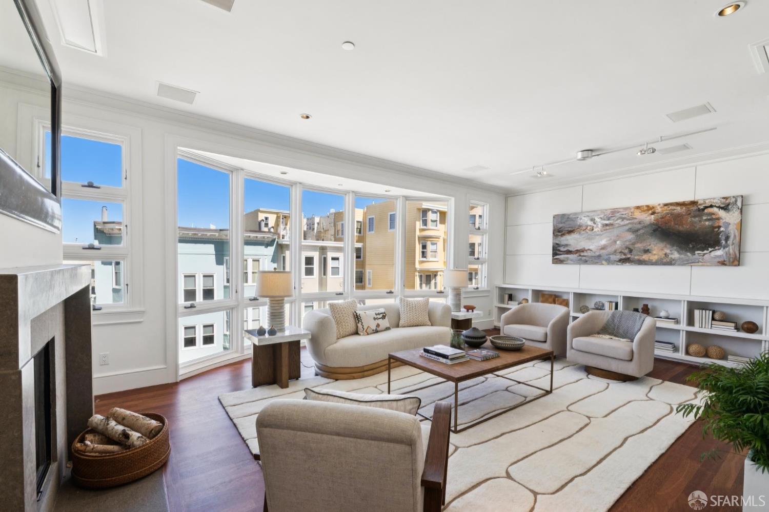 659 Greenwich Street