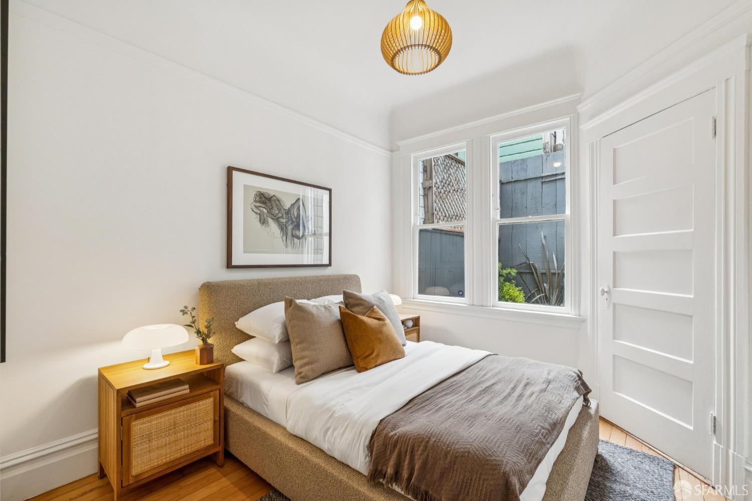 86 Elgin Park