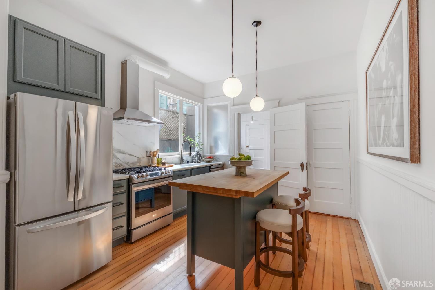 86 Elgin Park