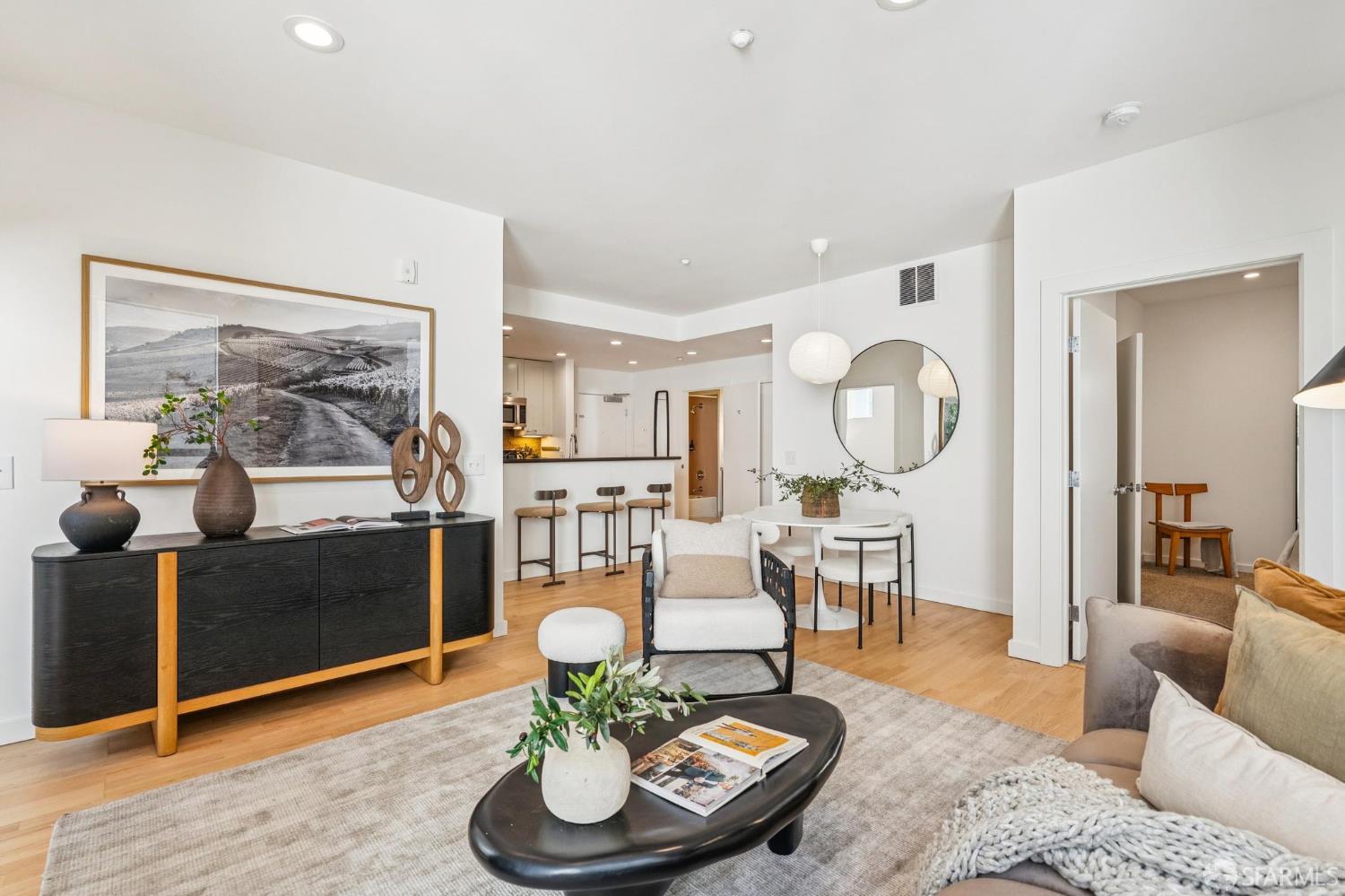 1521 Sutter Street # 306