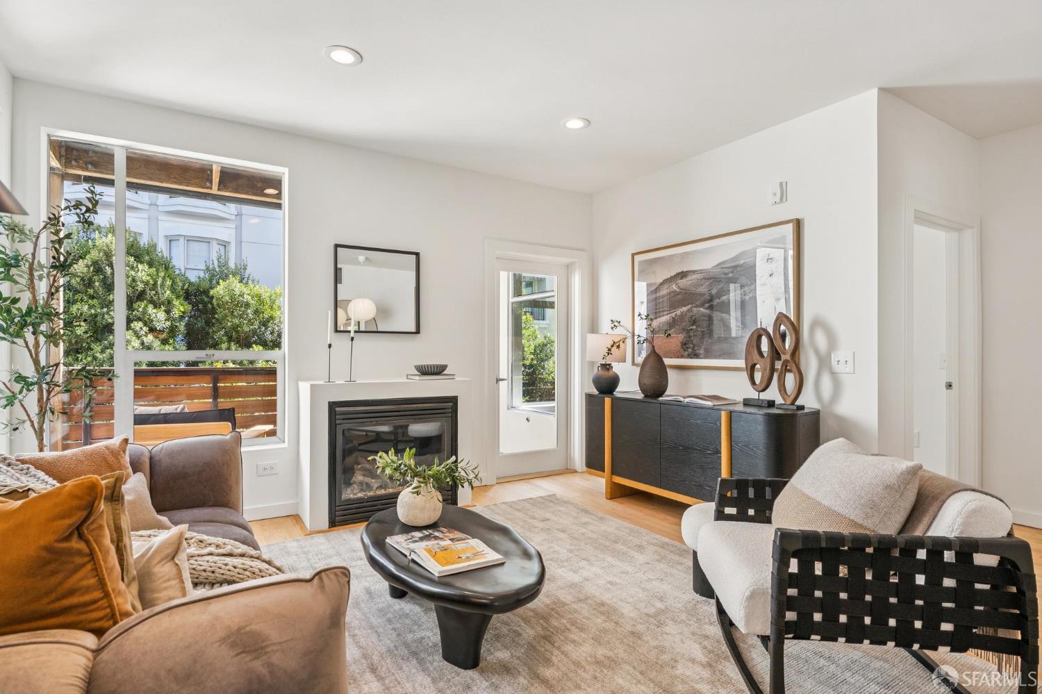 1521 Sutter Street # 306