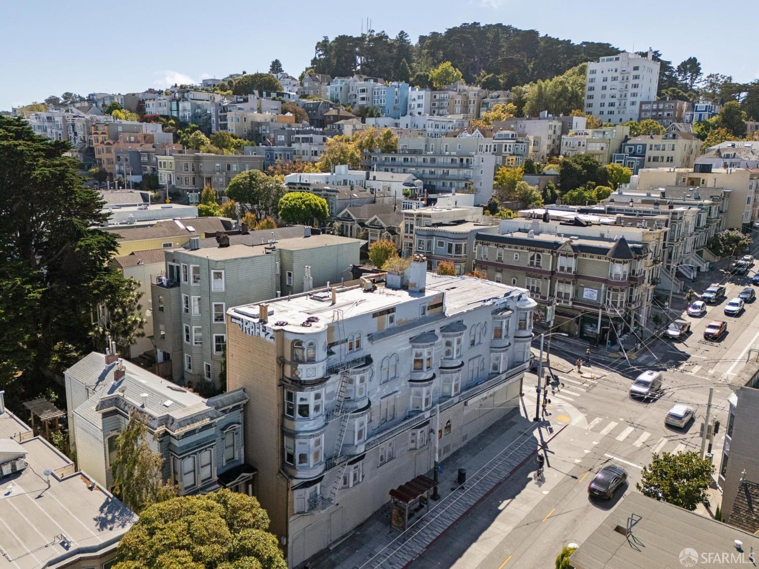 244 Divisadero Street