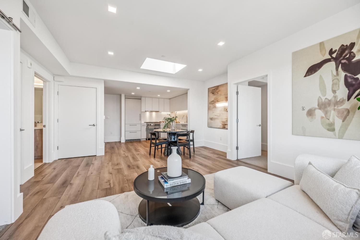 1288 Howard Street # 605