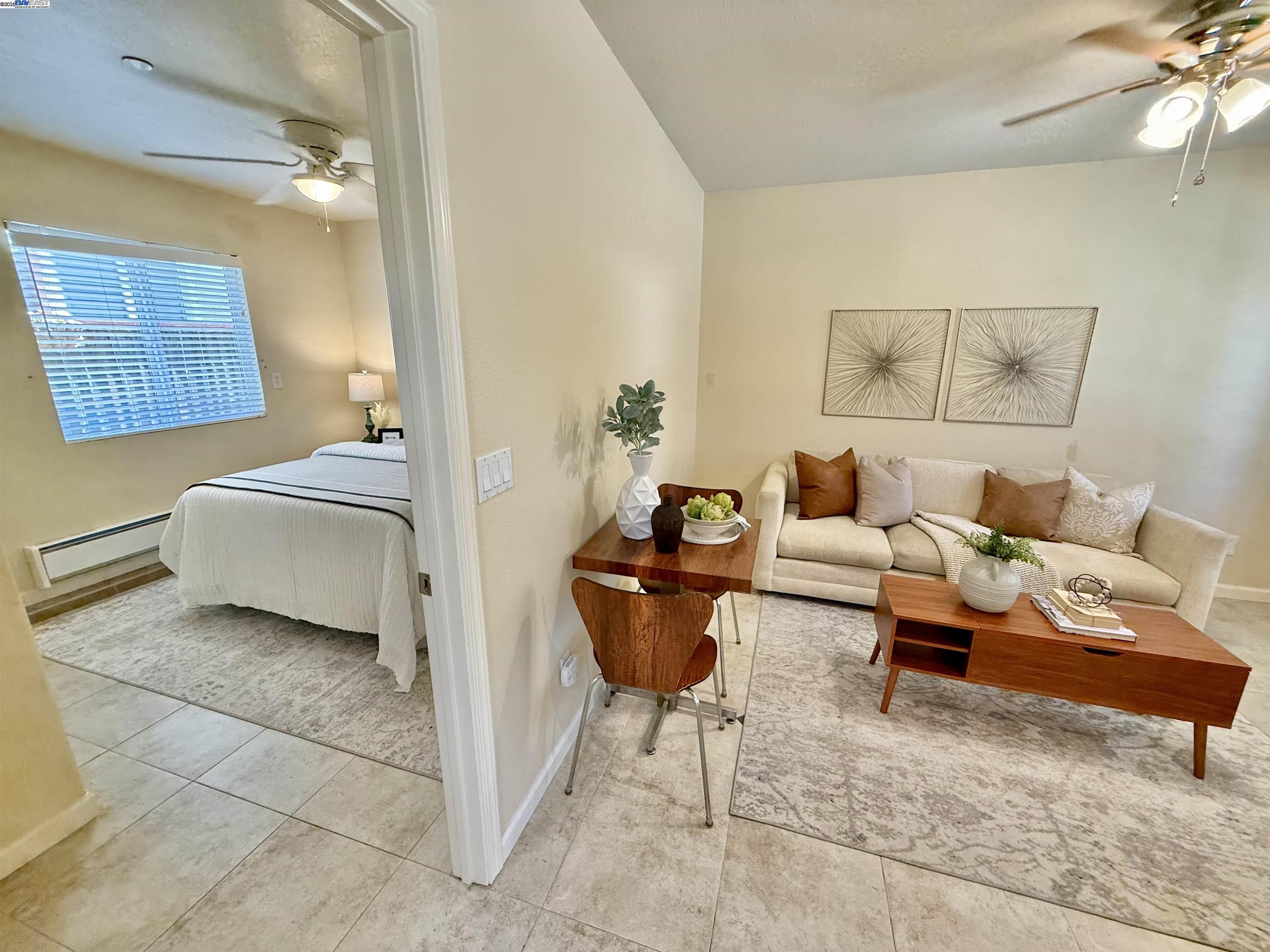 1164 Lexington Way