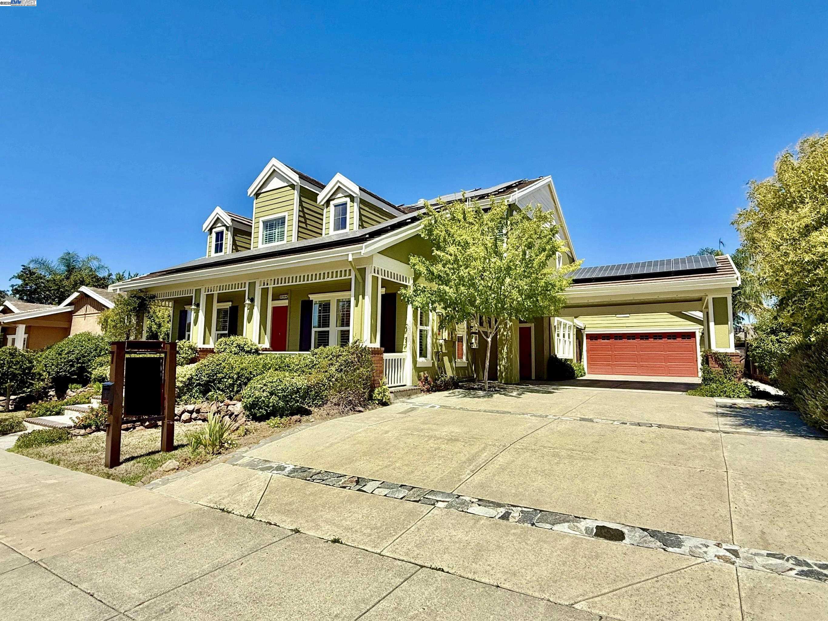1164 Lexington Way