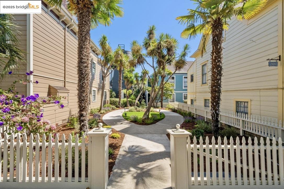 800 Delaware St # 1428