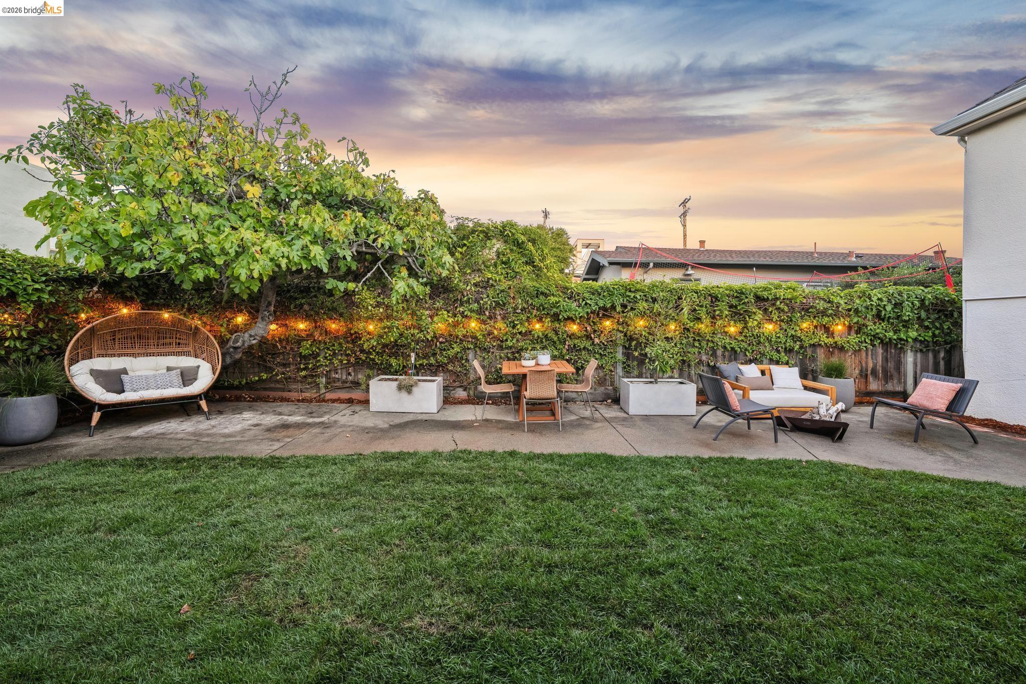 1231 Marin Ave