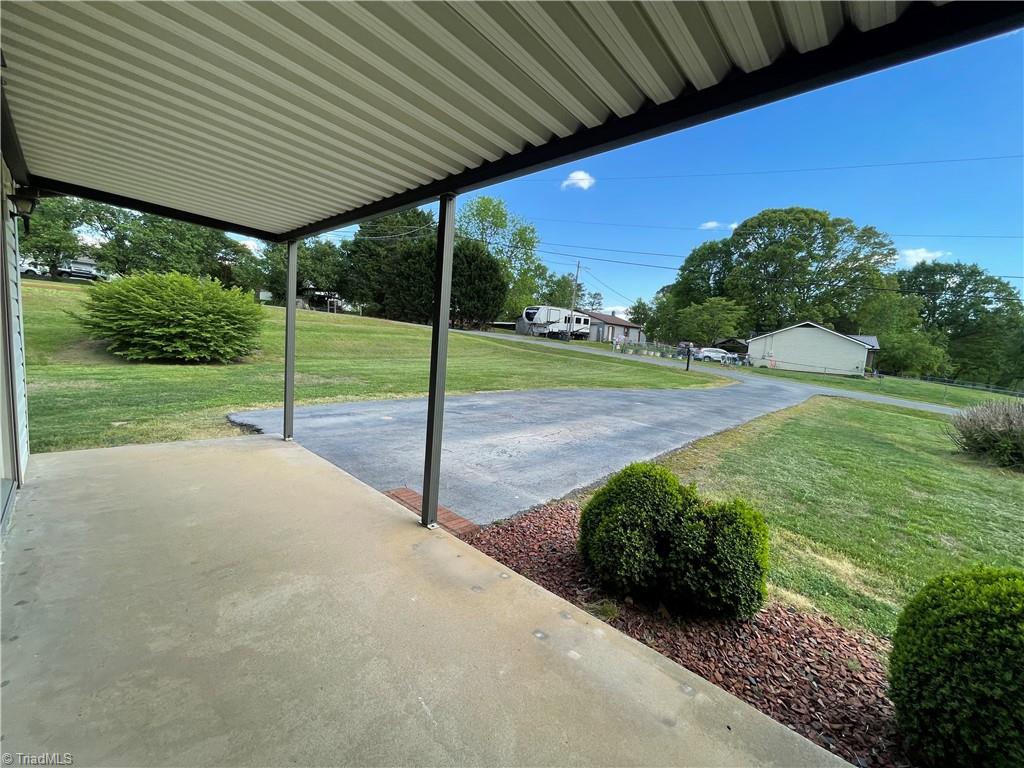 1295 Dolphin Drive, Winston-Salem