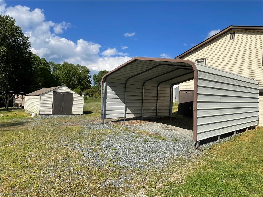 1295 Dolphin Drive, Winston-Salem