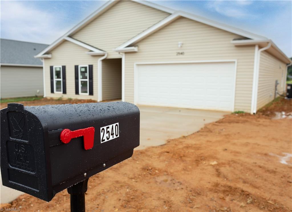 2540 Bluebird Lane, Winston-Salem