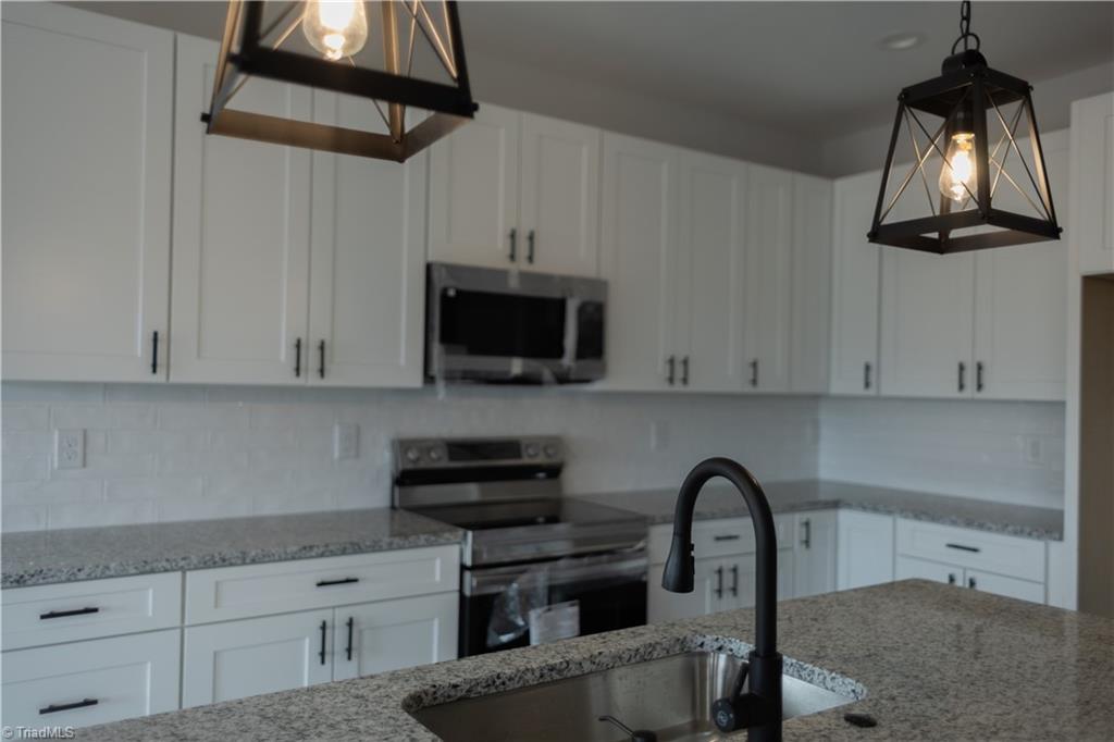 2540 Bluebird Lane, Winston-Salem