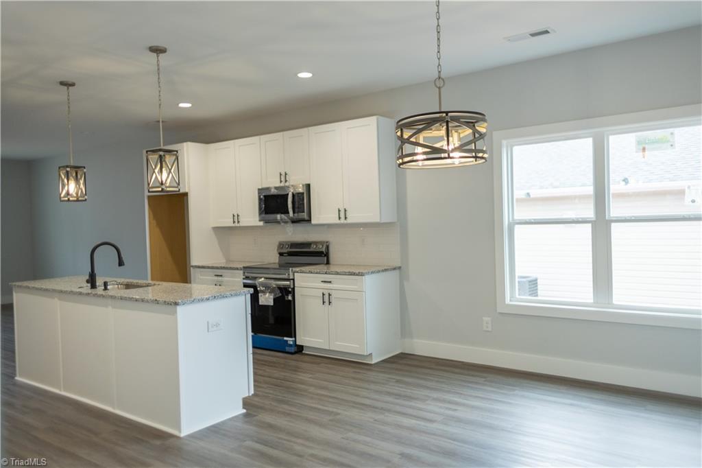 2546 Bluebird Lane, Winston-Salem
