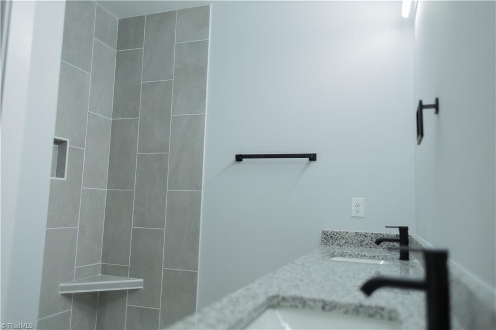 2546 Bluebird Lane, Winston-Salem