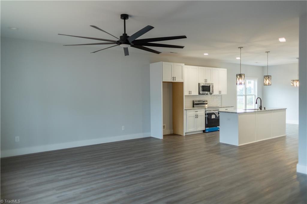 2546 Bluebird Lane, Winston-Salem
